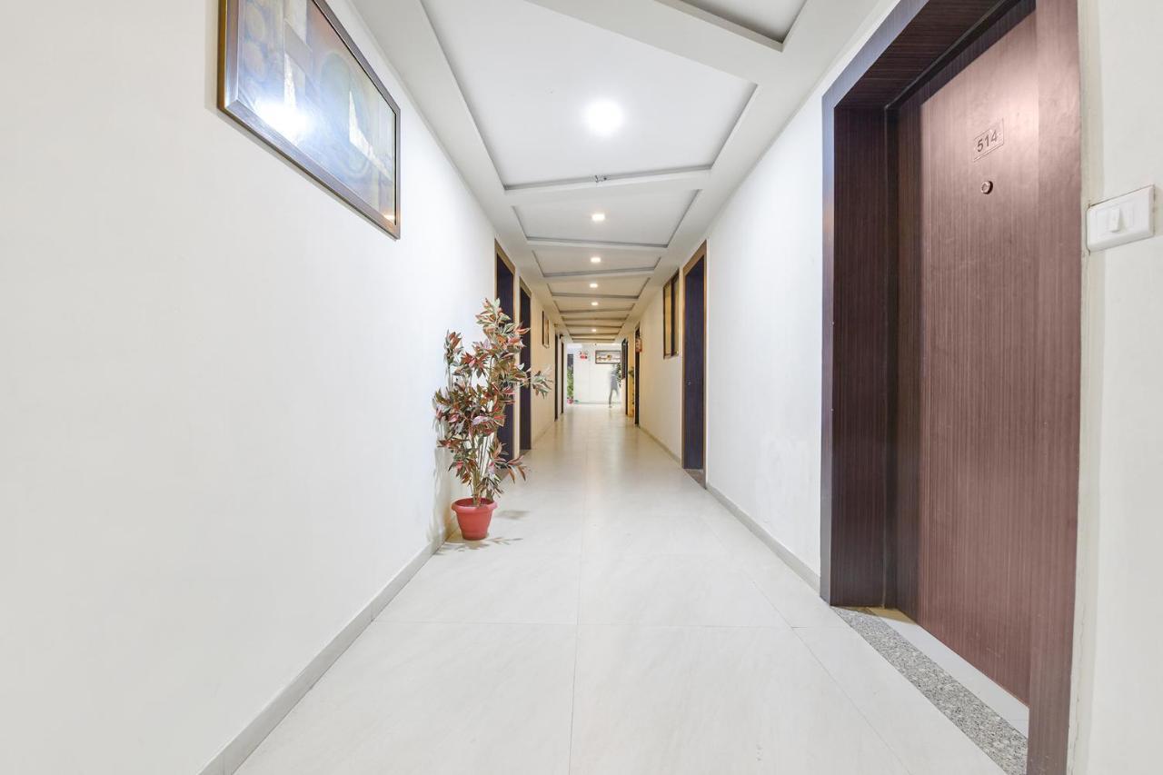 Fabhotel Skyland Ahmedabad Exterior foto