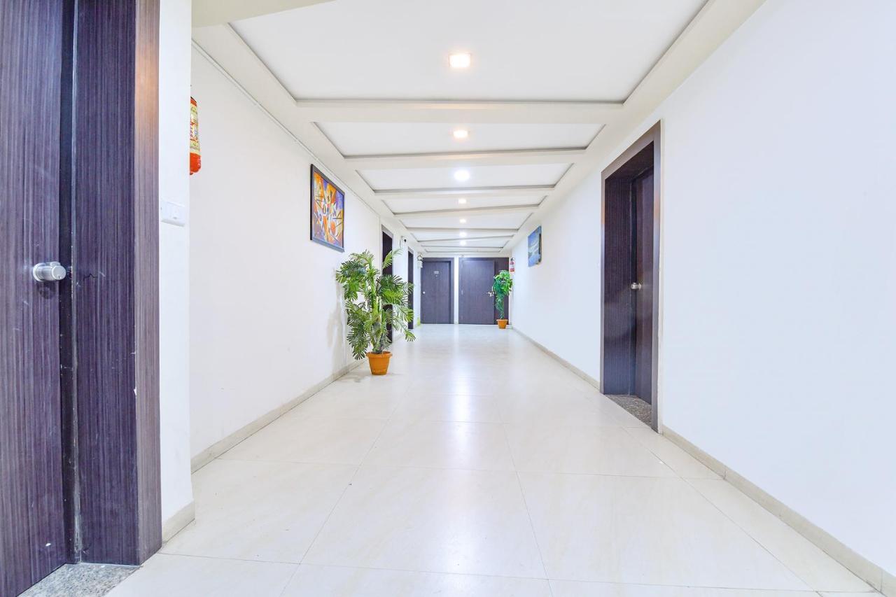 Fabhotel Skyland Ahmedabad Exterior foto